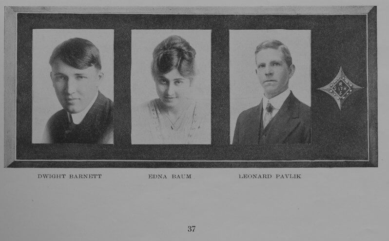 Yearbook class of 1917 page 17